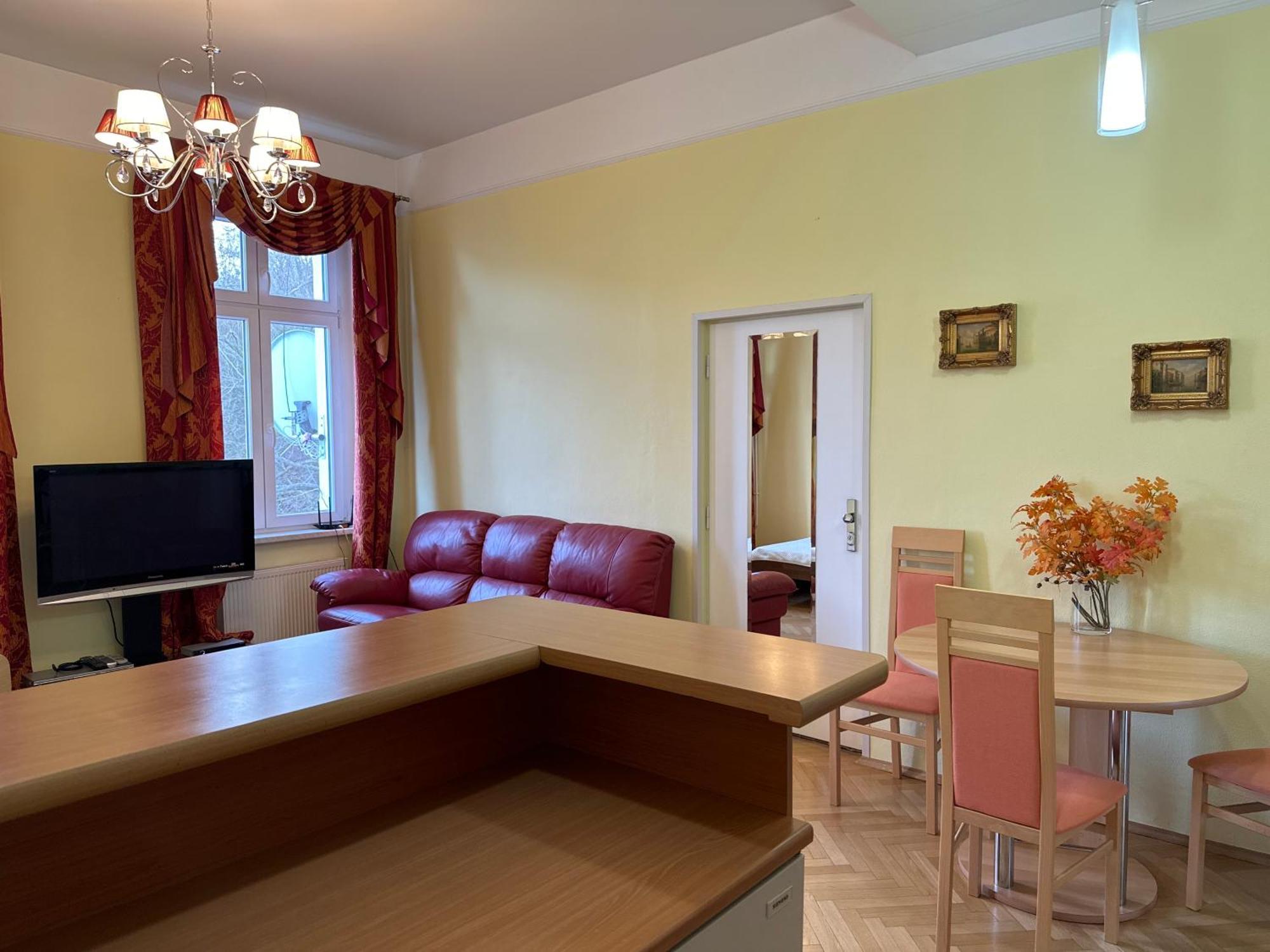 Svahova 986/6 Apartment Karlovy Vary Exterior photo